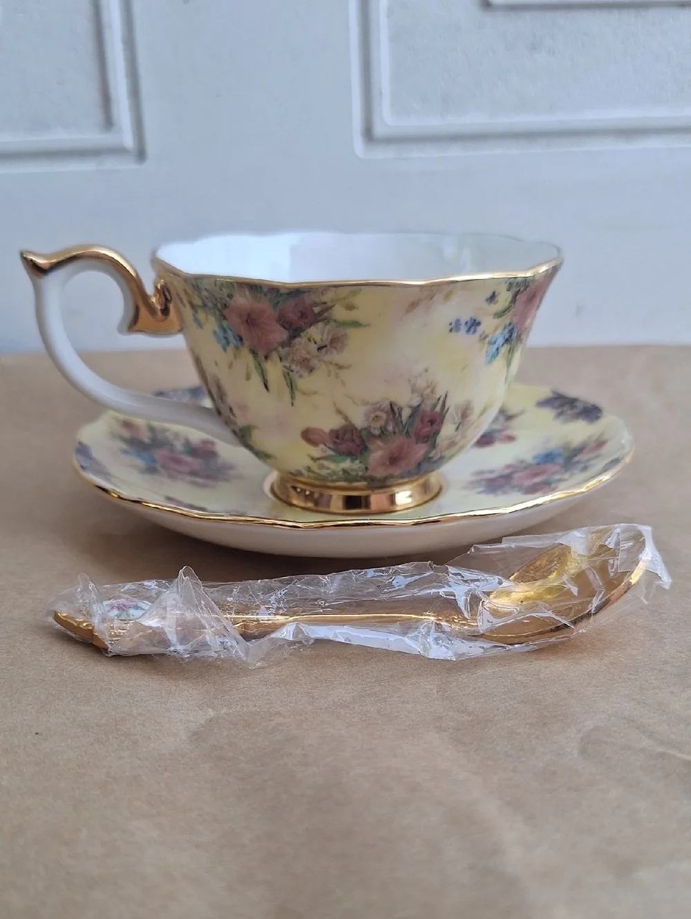 Vintage Bradford Editions Lena Liu "Enchantment" teacup and saucer set - Picture 1 of 7